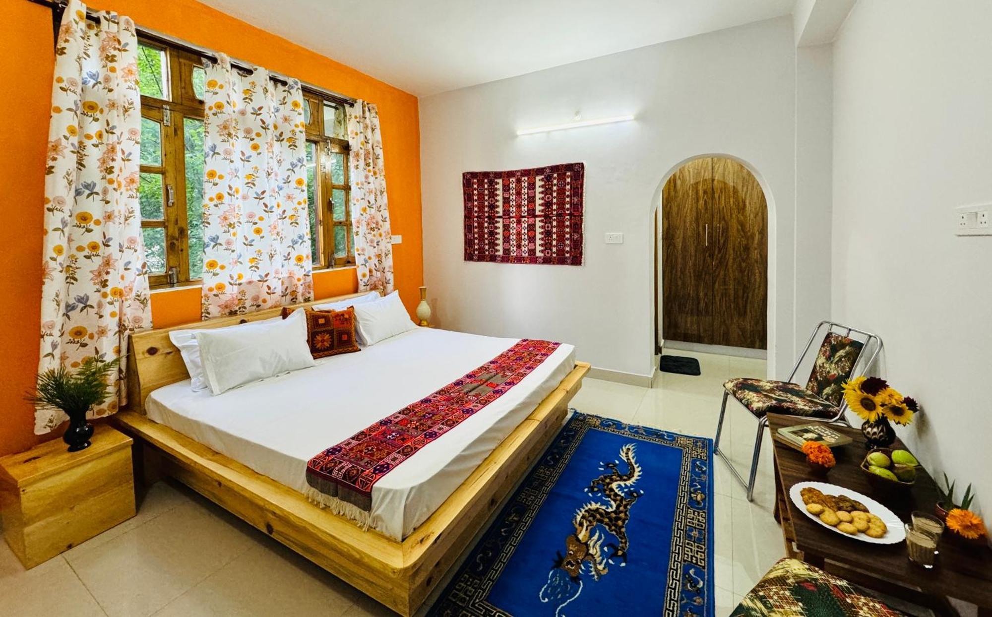 Pine View Retreat Homestay Калпа Екстер'єр фото