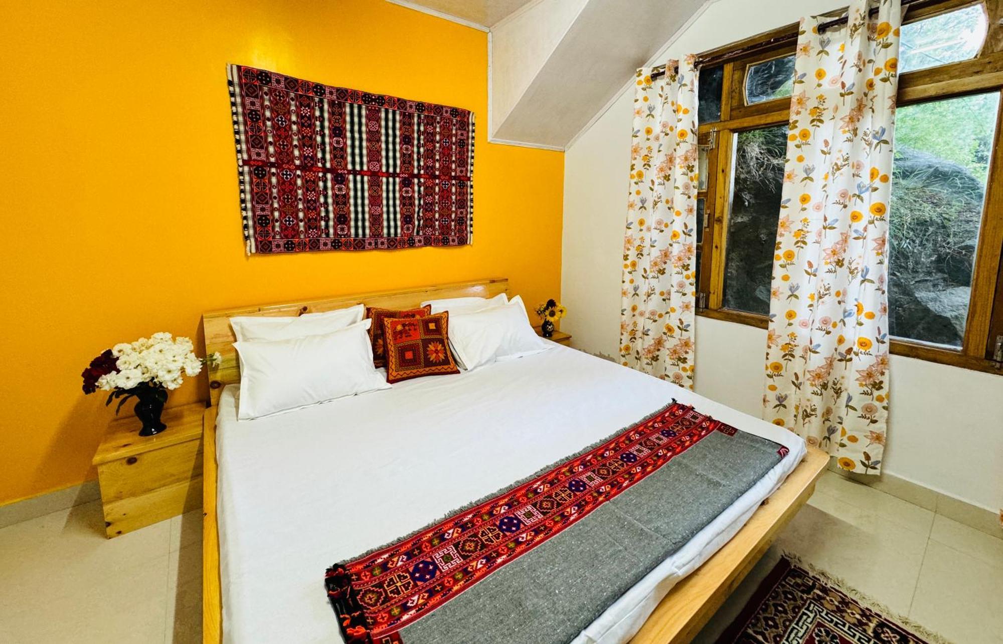 Pine View Retreat Homestay Калпа Екстер'єр фото